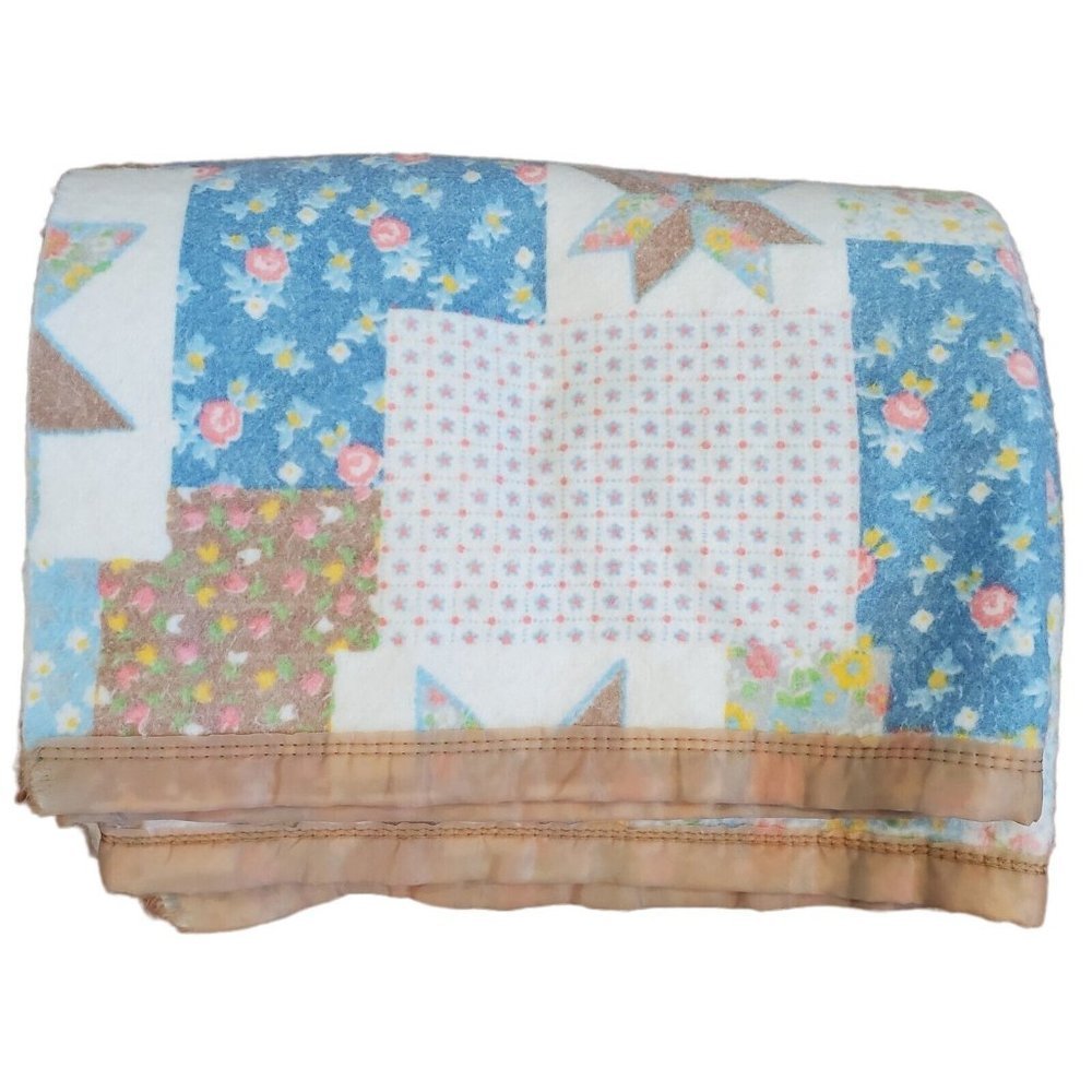 Vintage Beacon Patchwork Floral 8‎ Point Star Faux Quilt Thermal Blanket 87x71